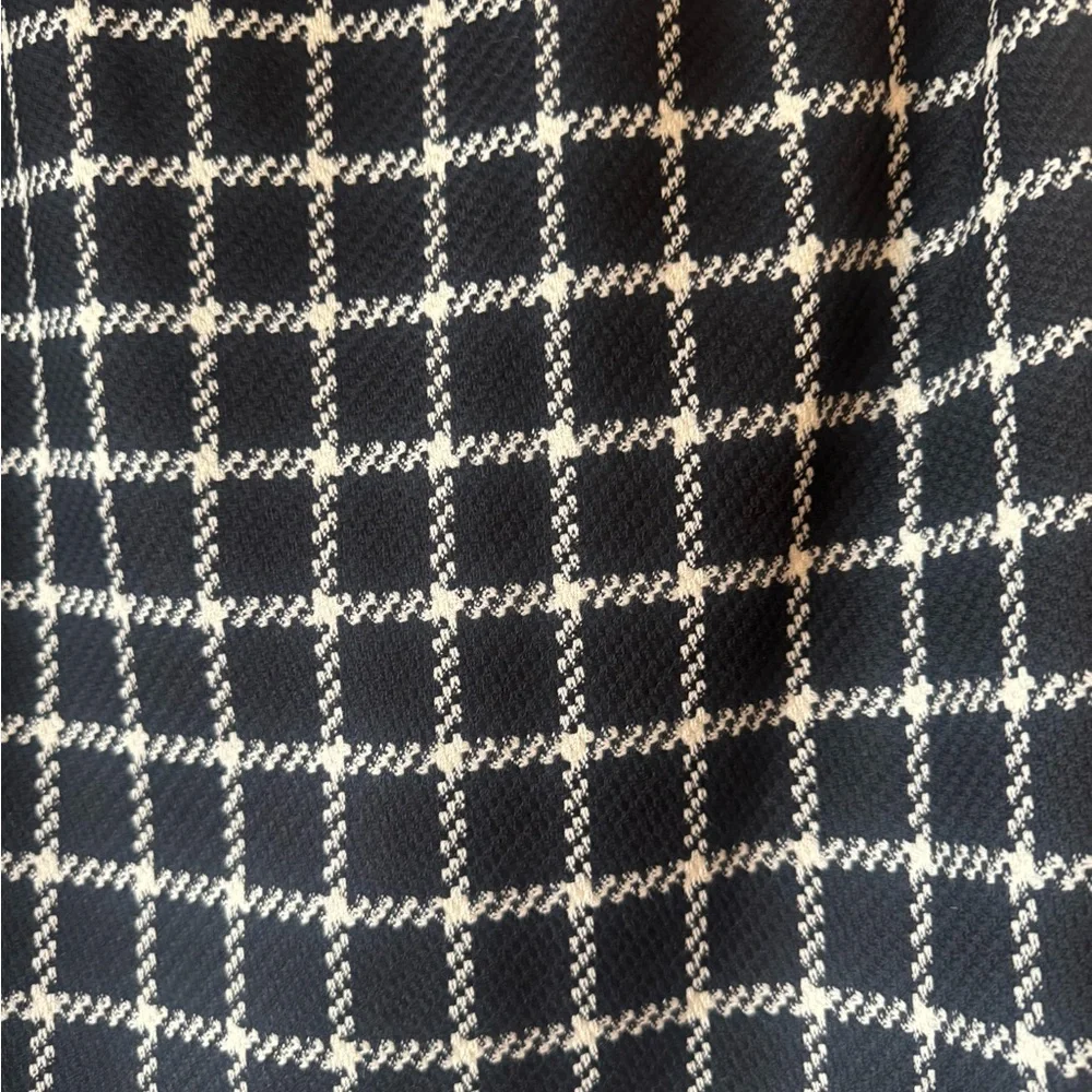 Talbots 8P 100% Wool Classic Black and White Checkered Skirt - Picture 2 of 6